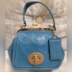 🦄 COACH BLEECKER STREET LIMITED EDITION LEGACY MINI KISSLOCK FRAME BAG 13043